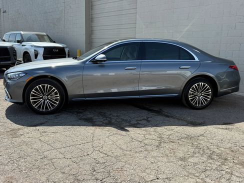Used 2023 Mercedes-Benz S 580 4MATIC Sedan image 4