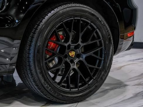 Used 2017 Porsche Macan GTS w/ Premium Package Plus AWD/4WD image 60
