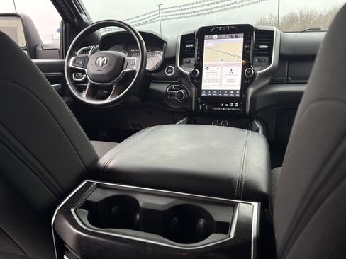 Used 2024 RAM 3500 Big Horn w/ Sport Appearance Package image 29