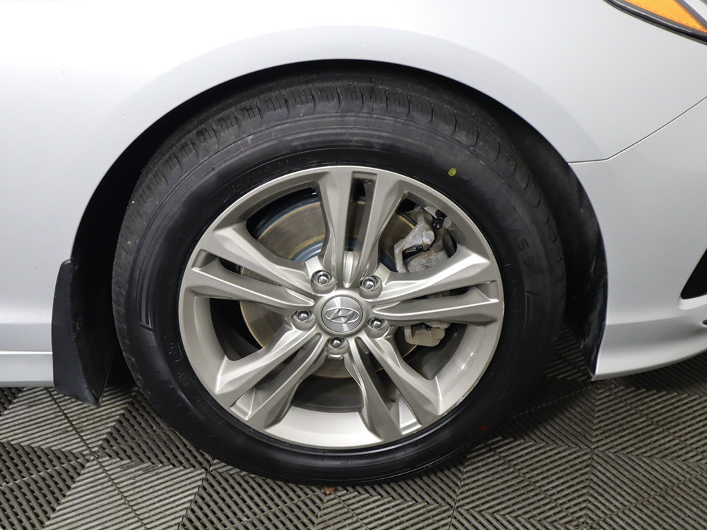 Used 2019 Hyundai Sonata SEL w/ Winter Weather Package FWD image 19