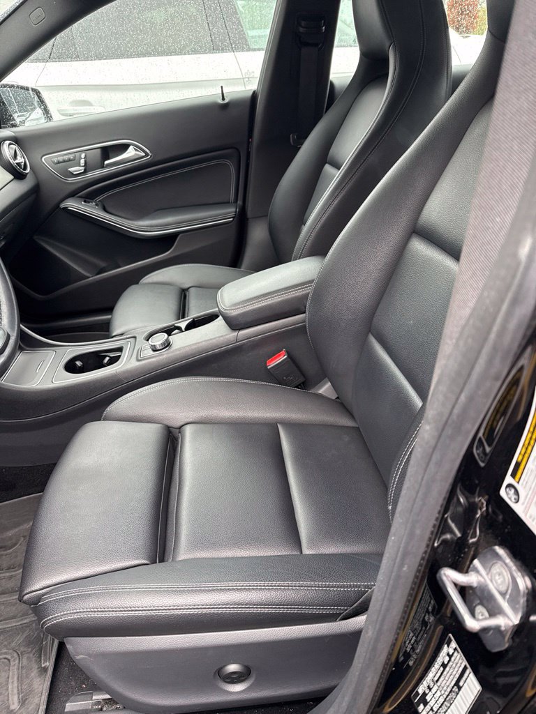 Used 2019 Mercedes-Benz CLA 250 4MATIC image 4
