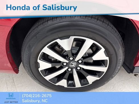 Certified 2025 Honda Odyssey EX-L image 12