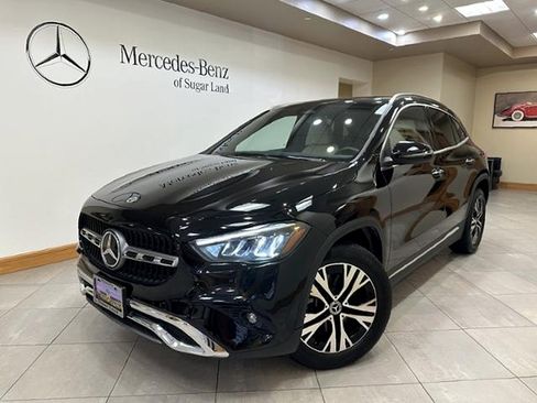 Used 2025 Mercedes-Benz GLA 250 image 1