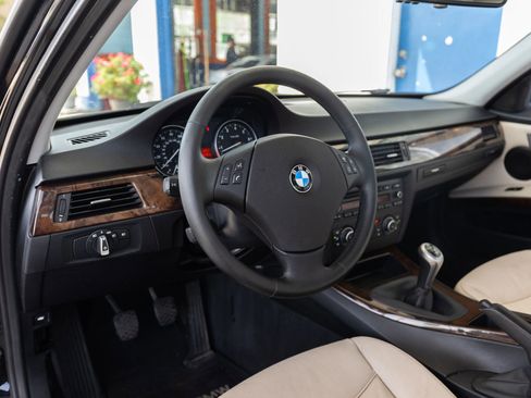 Used 2011 BMW 328i Sedan image 18