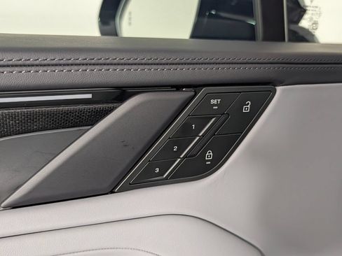 New 2026 Porsche Cayenne Turbo AWD/4WD image 26