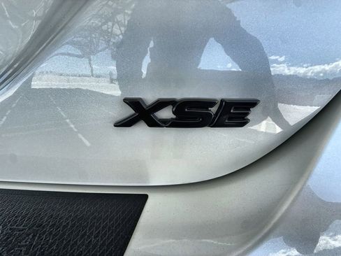 Used 2022 Toyota Camry XSE image 24