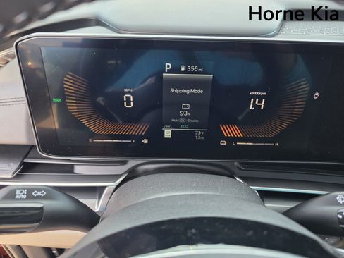 New 2026 Kia Carnival LXS FWD image 21