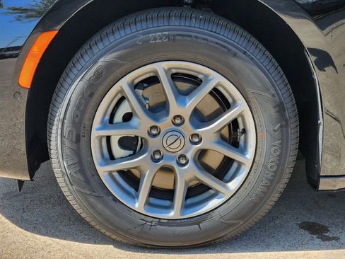 New 2026 Chrysler Pacifica Select image 7