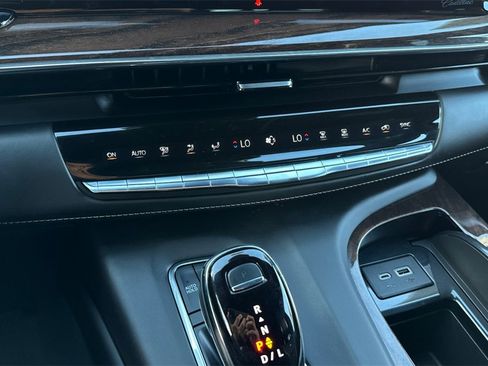 Used 2023 Cadillac Escalade ESV Sport Platinum image 26