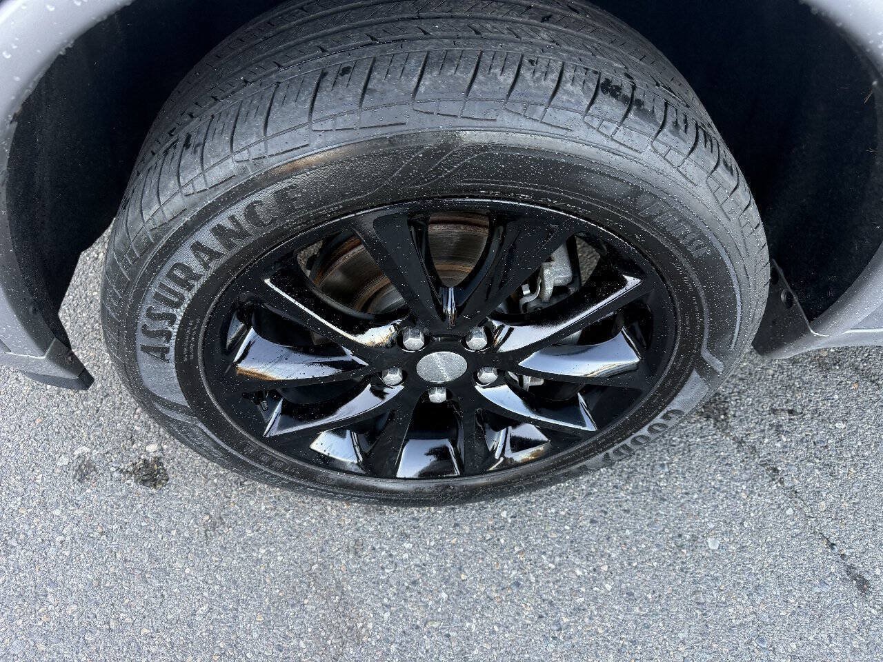Used 2017 Dodge Durango GT AWD/4WD image 11