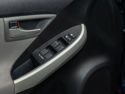 Used 2013 Toyota Prius Two image 16