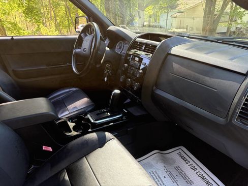 Used 2011 Ford Escape Limited w/ 302A Rapid Spec Order Code AWD/4WD image 14