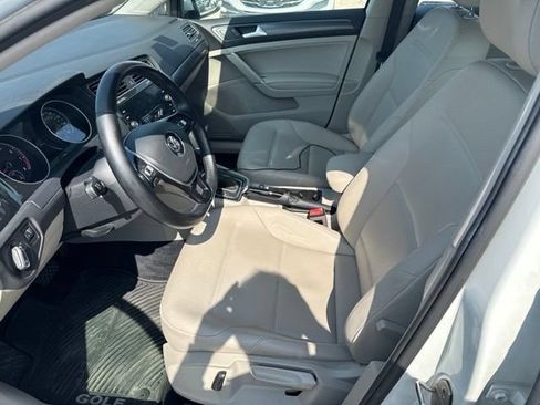 Used 2018 Volkswagen Golf SE FWD image 11