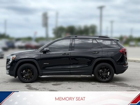Used 2023 GMC Terrain AT4 AWD/4WD image 5