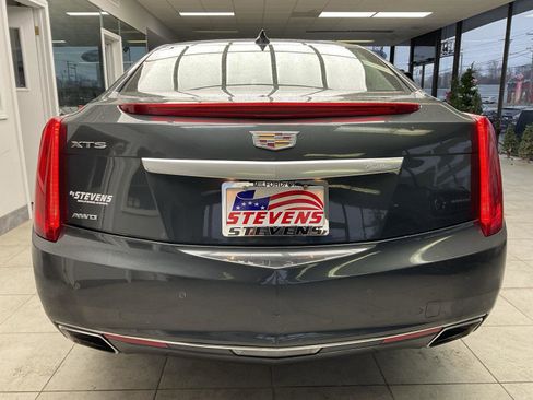 Used 2017 Cadillac XTS Luxury image 6