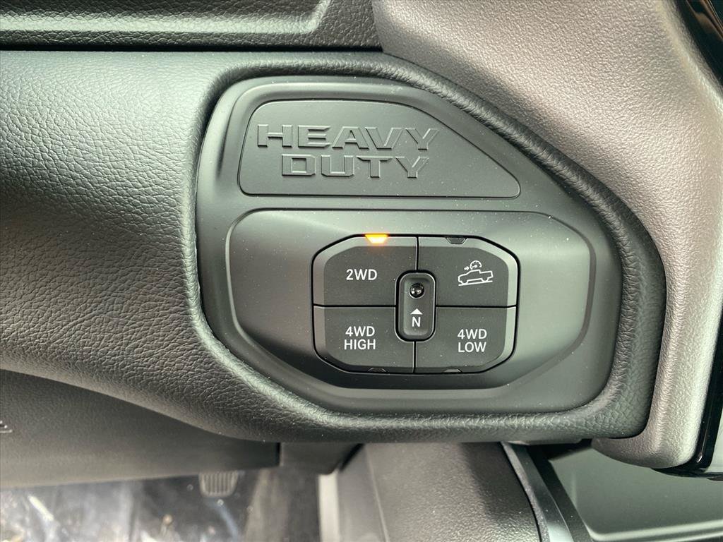 New 2026 RAM 2500 Big Horn AWD/4WD image 8