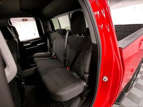 Used 2025 GMC Sierra 2500 SLE w/ SLE Value Package; AWD/4WD image 24