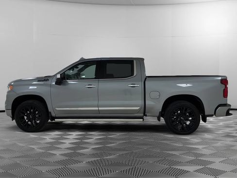 Certified 2026 Chevrolet Silverado 1500 High Country AWD/4WD image 2