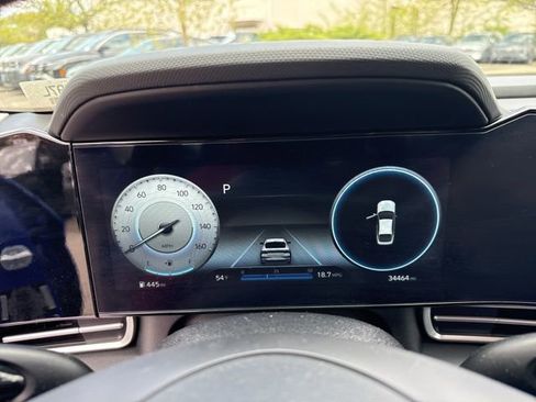 Used 2023 Hyundai Elantra SEL w/ Convenience Package FWD image 5