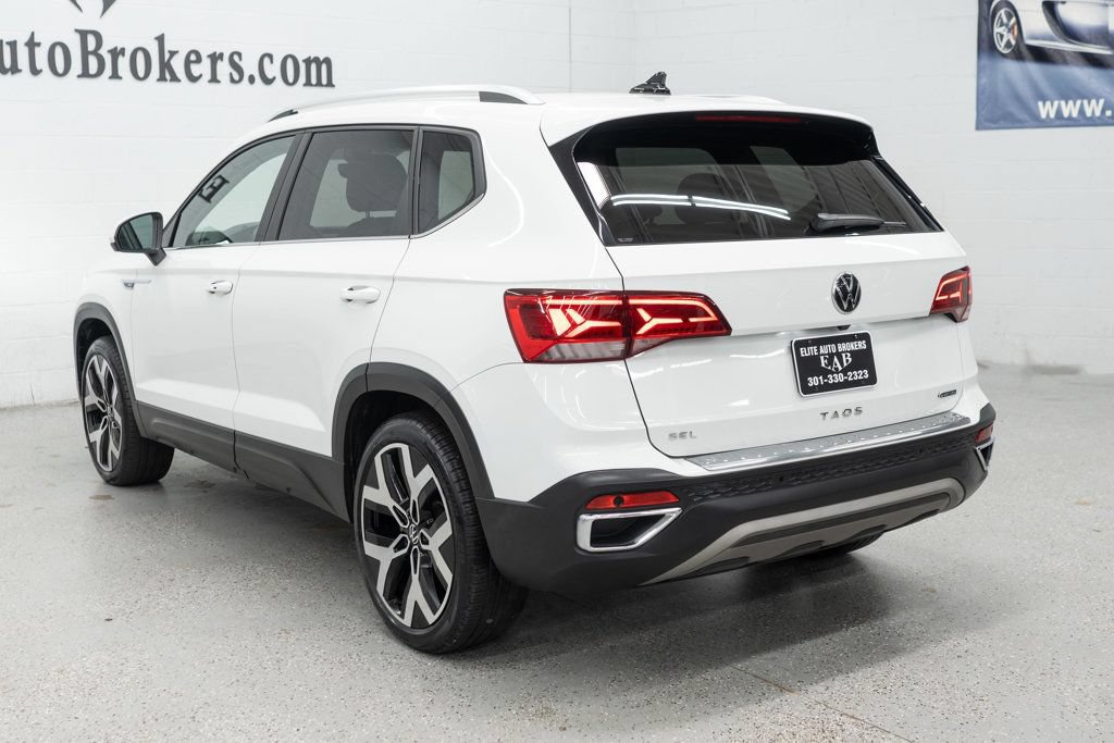 Used 2023 Volkswagen Taos SEL AWD/4WD image 6