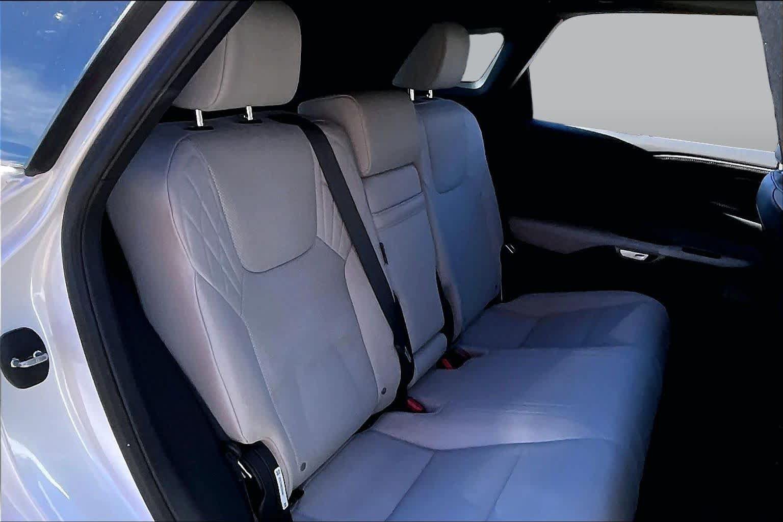 Used 2024 Lexus RX 350 Premium w/ Cold Area Package AWD/4WD image 20