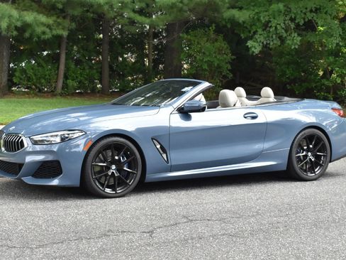 Used 2020 BMW 840i Convertible w/ M Sport Package RWD image 2