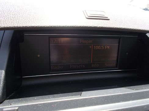 Used 2011 Mercedes-Benz C 300 Luxury image 17