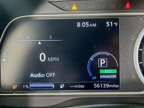 Used 2018 Nissan Leaf SV image 12