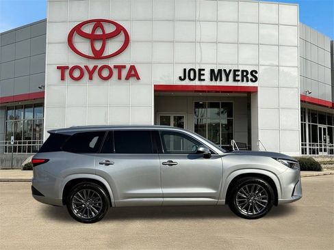 Used 2024 Lexus TX 350 FWD image 3