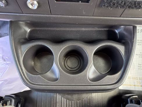 Used 2014 Chevrolet Express 1500 RWD image 17