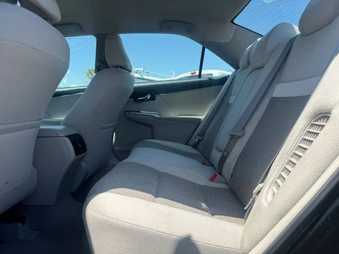 Used 2013 Toyota Camry XLE w/ Convenience Pkg FWD image 21