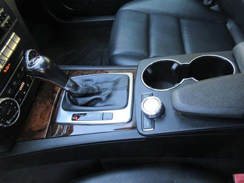 Used 2014 Mercedes-Benz C 250 Sedan image 18