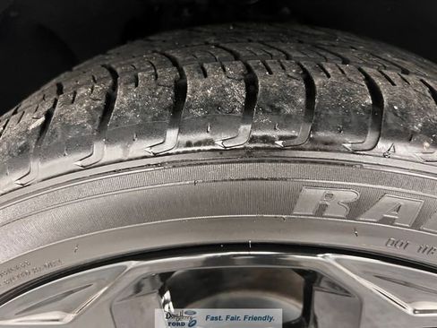 Used 2025 GMC Yukon XL AT4 Ultimate image 18