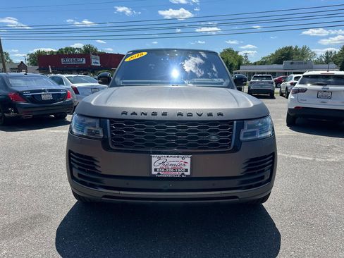 Used 2018 Land Rover Range Rover Supercharged AWD/4WD image 2