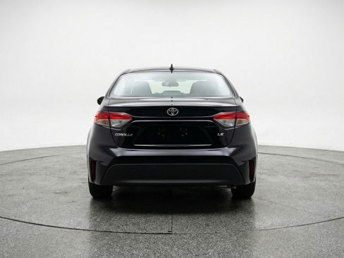Used 2025 Toyota Corolla LE image 7