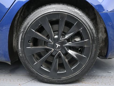 Used 2022 Tesla Model 3 image 11
