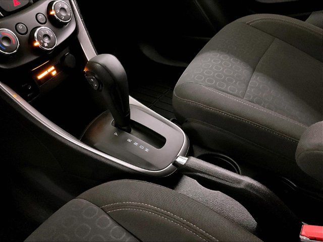Used 2018 Chevrolet Trax LS AWD/4WD image 16