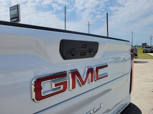 New 2026 GMC Sierra 2500 Denali w/ Denali Reserve Package AWD/4WD image 7