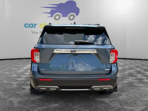 Used 2020 Ford Explorer XLT w/ Equipment Group 202A RWD image 4