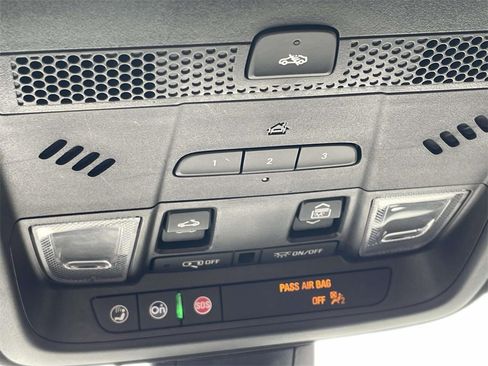 Used 2020 Cadillac XT5 Premium Luxury image 29