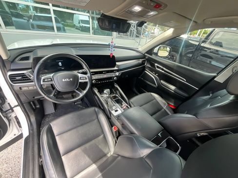 Used 2024 Kia Telluride S FWD image 4