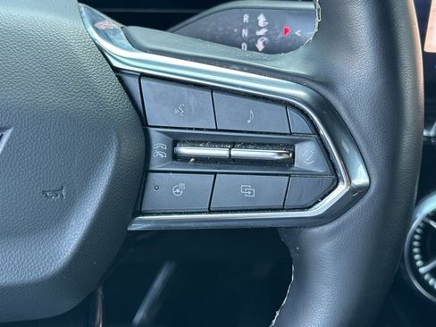 Used 2024 Chevrolet Blazer EV LT AWD/4WD image 35