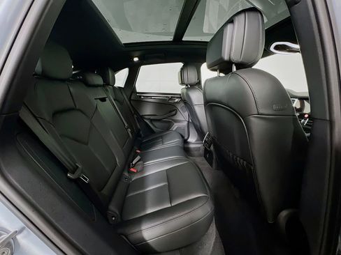New 2026 Porsche Macan image 29