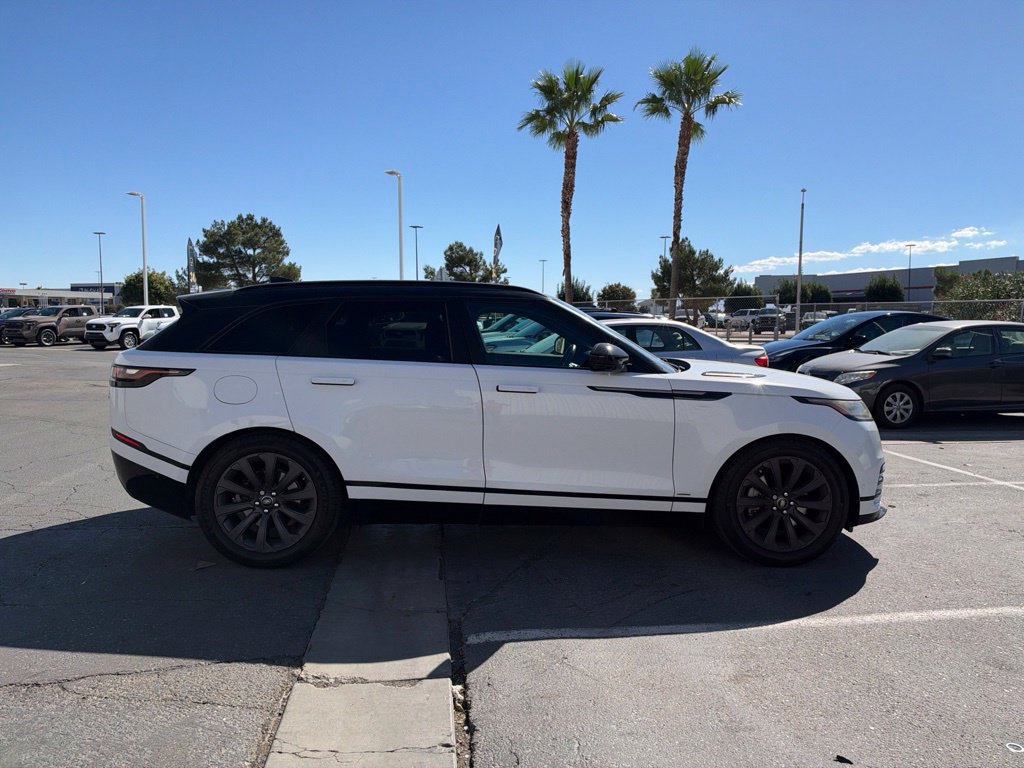 Used 2019 Land Rover Range Rover Velar R-Dynamic SE AWD/4WD image 7