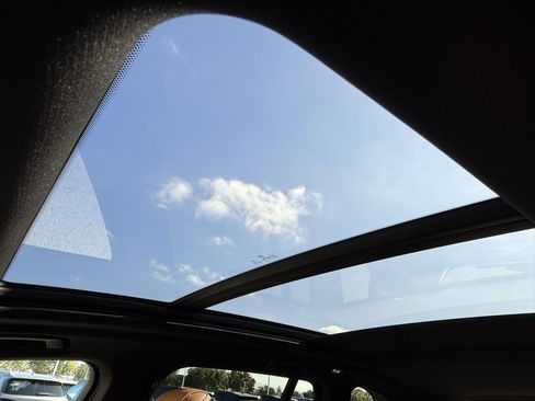 New 2026 BMW X5 sDrive40i w/ M Sport Package image 22