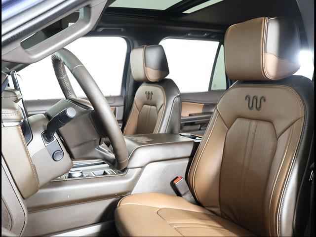Used 2023 Ford Expedition Max King Ranch RWD image 7
