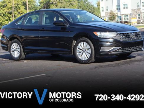 Used 2019 Volkswagen Jetta S image 1