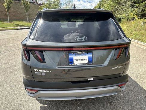 New 2025 Hyundai Tucson SEL image 4