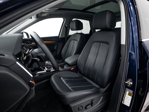 Certified 2023 Audi Q5 2.0T Premium w/ Convenience Package AWD/4WD image 15