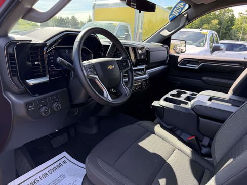 Certified 2026 Chevrolet Silverado 1500 LT AWD/4WD image 11